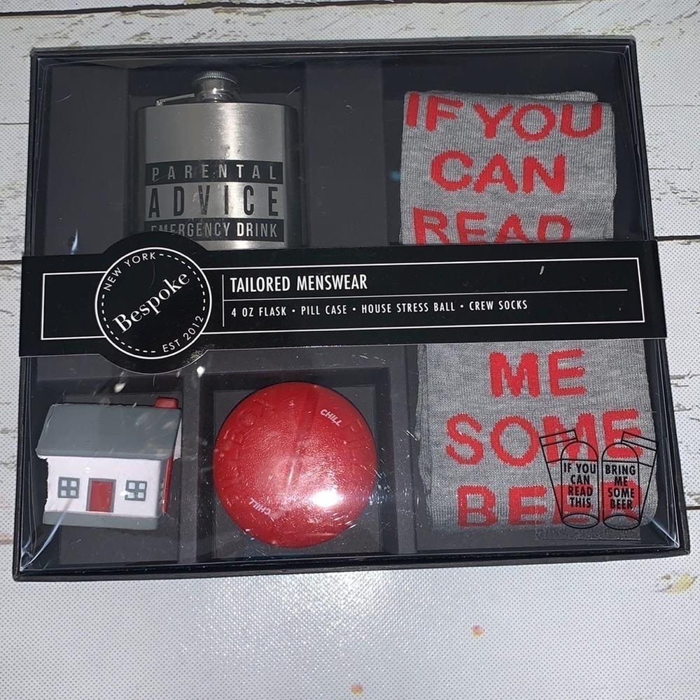 Bespoke Men’s Box NIB